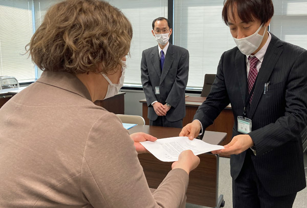 「後期高齢者医療保険料減免、不安に応え速やかに決定通知を」神婦協が要請